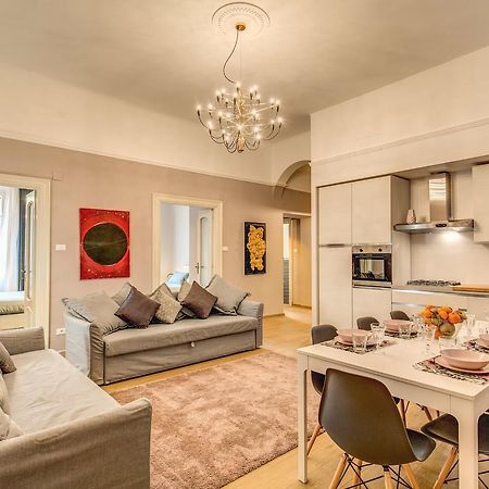Downtown Srl - Cinque Terre New Liberty Apartment La Spezia Bagian luar foto