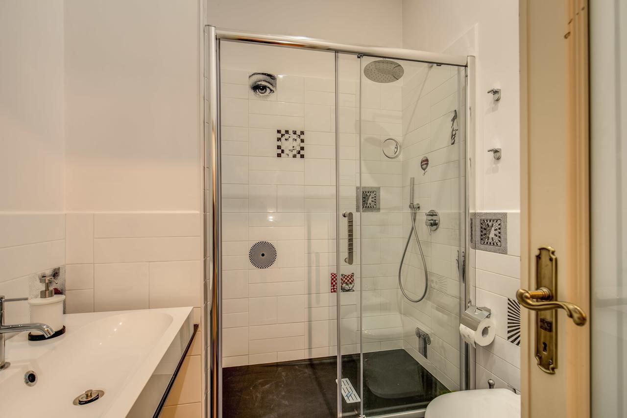 Downtown Srl - Cinque Terre New Liberty Apartment La Spezia Bagian luar foto